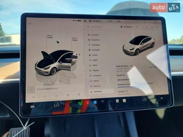 Белый Тесла Модель 3, объемом двигателя 0 л и пробегом 68 тыс. км за 6000 $, фото 8 на Automoto.ua