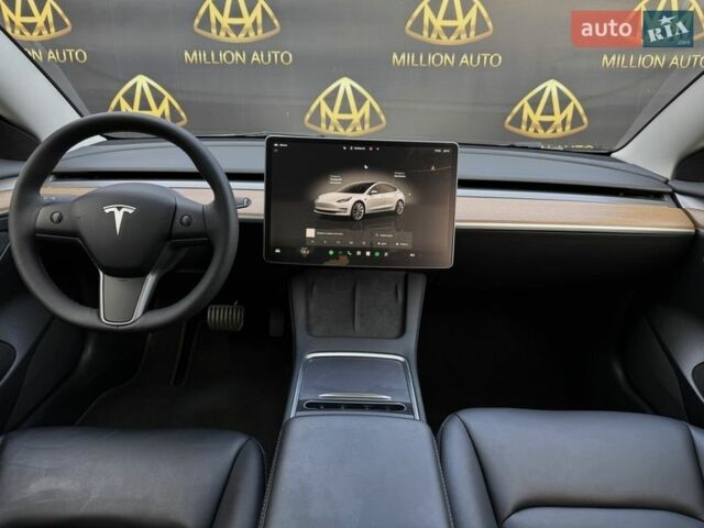 Білий Тесла Модель 3, об'ємом двигуна 0 л та пробігом 54 тис. км за 21900 $, фото 16 на Automoto.ua