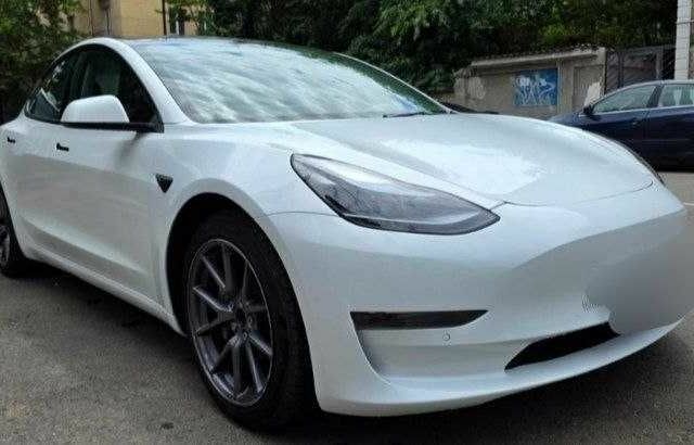 Білий Тесла Модель 3, об'ємом двигуна 0 л та пробігом 119 тис. км за 12091 $, фото 3 на Automoto.ua