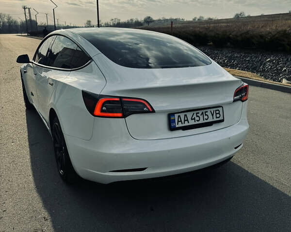 Білий Тесла Модель 3, об'ємом двигуна 0 л та пробігом 41 тис. км за 21500 $, фото 17 на Automoto.ua