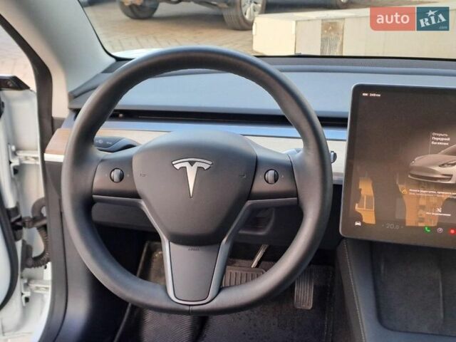 Білий Тесла Модель 3, об'ємом двигуна 0 л та пробігом 36 тис. км за 19990 $, фото 17 на Automoto.ua