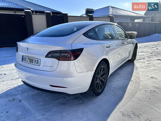 Білий Тесла Модель 3, об'ємом двигуна 0 л та пробігом 111 тис. км за 19200 $, фото 3 на Automoto.ua