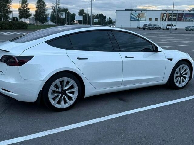 Білий Тесла Модель 3, об'ємом двигуна 0 л та пробігом 88 тис. км за 19700 $, фото 20 на Automoto.ua