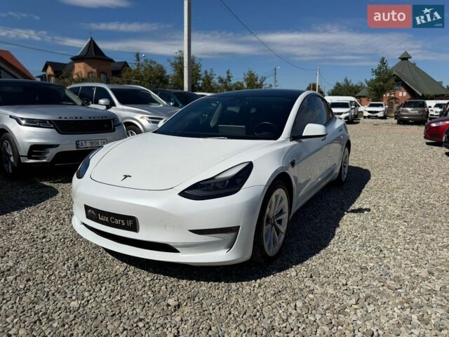 Белый Тесла Модель 3, объемом двигателя 0 л и пробегом 83 тыс. км за 21500 $, фото 7 на Automoto.ua