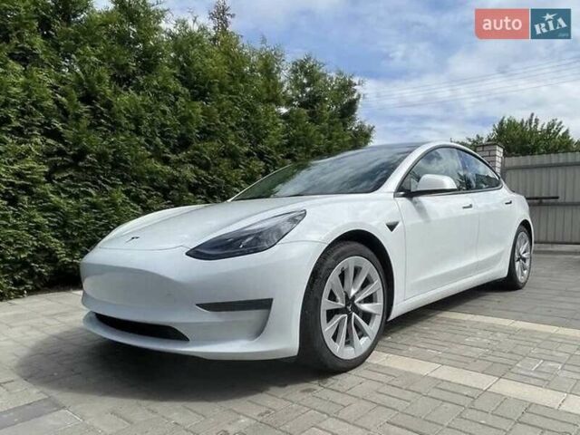 Белый Тесла Модель 3, объемом двигателя 0 л и пробегом 155 тыс. км за 19900 $, фото 7 на Automoto.ua