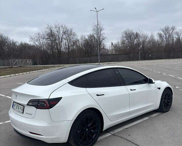 Білий Тесла Модель 3, об'ємом двигуна 0 л та пробігом 76 тис. км за 16500 $, фото 1 на Automoto.ua