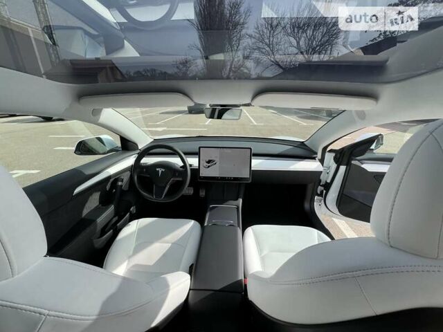 Белый Тесла Модель 3, объемом двигателя 0 л и пробегом 2 тыс. км за 31000 $, фото 13 на Automoto.ua