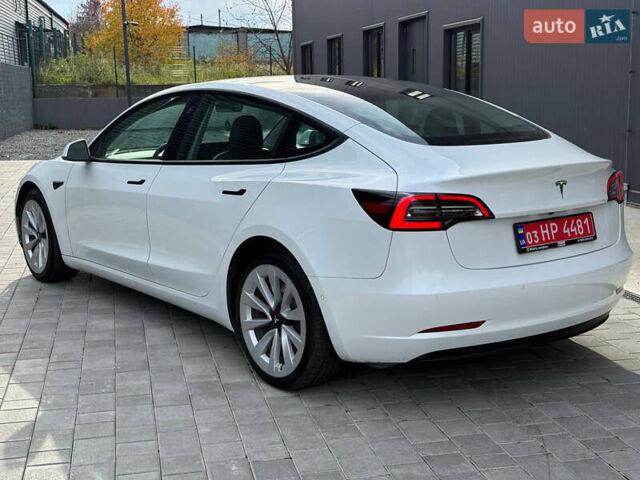 Белый Тесла Модель 3, объемом двигателя 0 л и пробегом 214 тыс. км за 16300 $, фото 15 на Automoto.ua