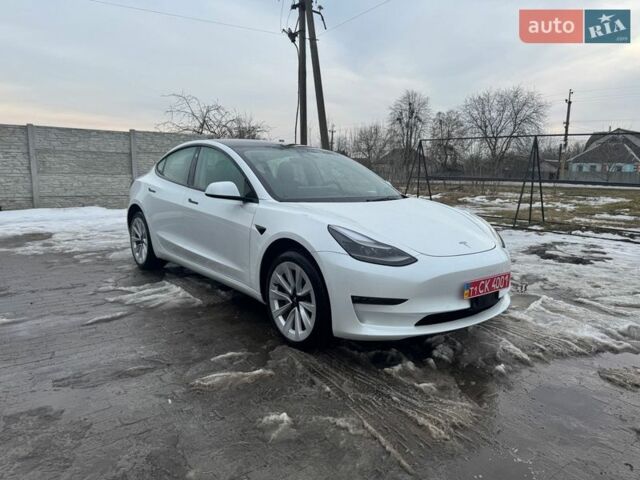 Білий Тесла Модель 3, об'ємом двигуна 0 л та пробігом 3 тис. км за 25100 $, фото 6 на Automoto.ua