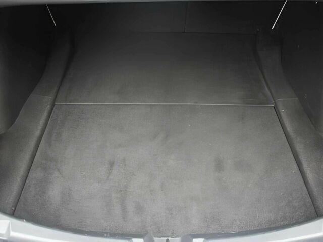 Белый Тесла Модель 3, объемом двигателя 0 л и пробегом 29 тыс. км за 9100 $, фото 13 на Automoto.ua