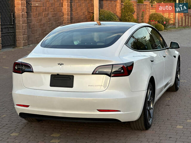 Белый Тесла Модель 3, объемом двигателя 0 л и пробегом 1 тыс. км за 37999 $, фото 23 на Automoto.ua