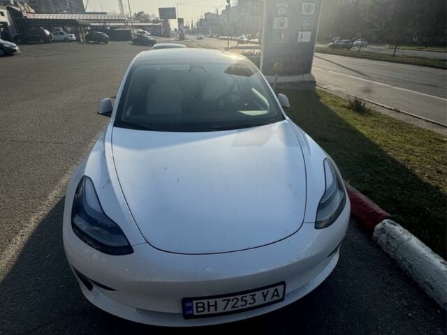 Білий Тесла Модель 3, об'ємом двигуна 0 л та пробігом 3 тис. км за 20000 $, фото 6 на Automoto.ua