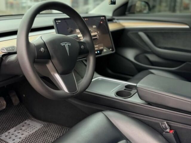 Білий Тесла Модель 3, об'ємом двигуна 0 л та пробігом 40 тис. км за 19500 $, фото 5 на Automoto.ua