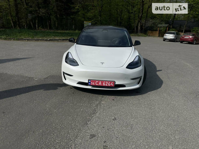 Білий Тесла Модель 3, об'ємом двигуна 0 л та пробігом 13 тис. км за 22000 $, фото 1 на Automoto.ua