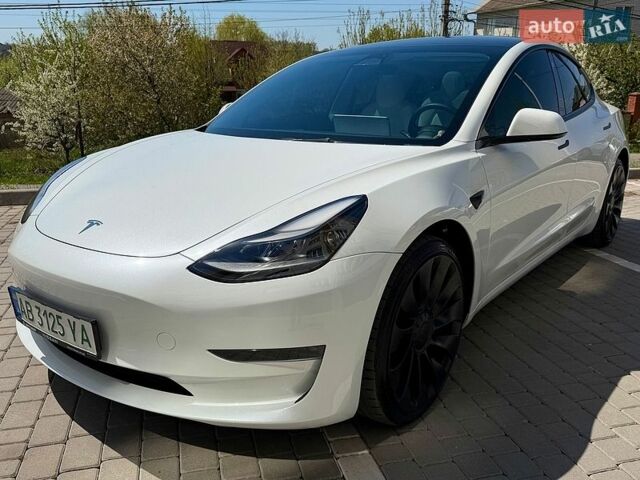 Белый Тесла Модель 3, объемом двигателя 0 л и пробегом 19 тыс. км за 23990 $, фото 7 на Automoto.ua