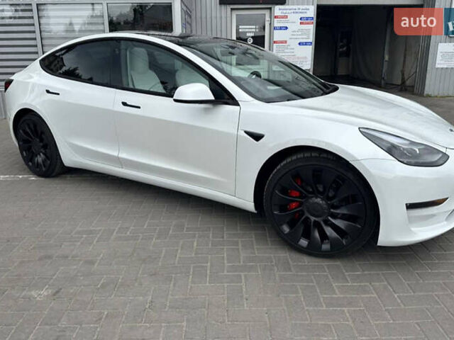 Білий Тесла Модель 3, об'ємом двигуна 0 л та пробігом 35 тис. км за 29646 $, фото 1 на Automoto.ua