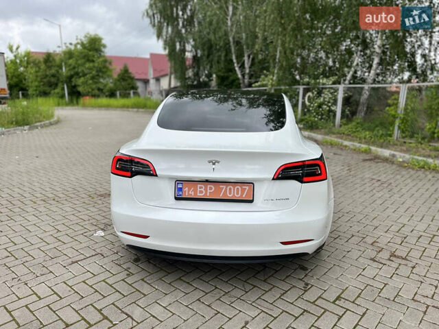 Білий Тесла Модель 3, об'ємом двигуна 0 л та пробігом 76 тис. км за 20500 $, фото 15 на Automoto.ua