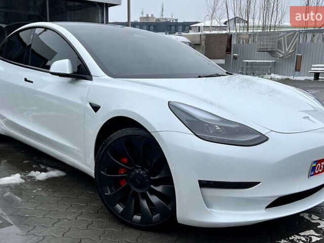 Білий Тесла Модель 3, об'ємом двигуна 0 л та пробігом 5 тис. км за 22500 $, фото 1 на Automoto.ua