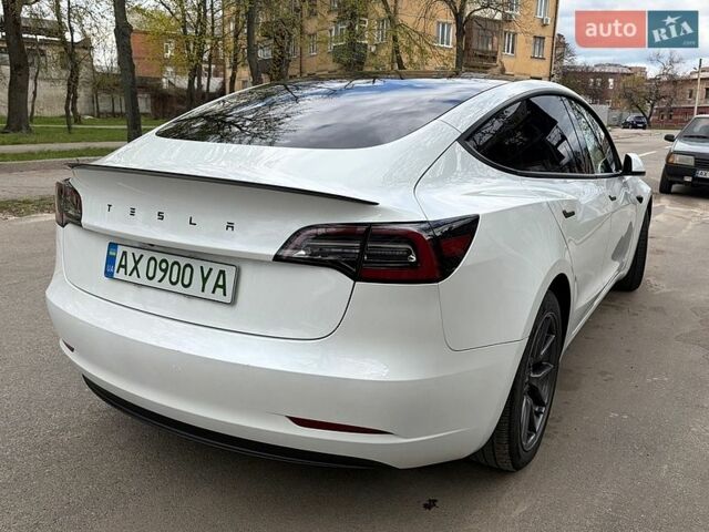 Белый Тесла Модель 3, объемом двигателя 0 л и пробегом 55 тыс. км за 20900 $, фото 4 на Automoto.ua