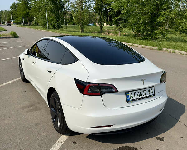 Белый Тесла Модель 3, объемом двигателя 0 л и пробегом 65 тыс. км за 22000 $, фото 10 на Automoto.ua