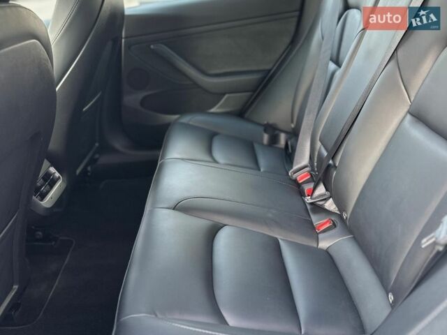 Білий Тесла Модель 3, об'ємом двигуна 0 л та пробігом 80 тис. км за 23500 $, фото 13 на Automoto.ua