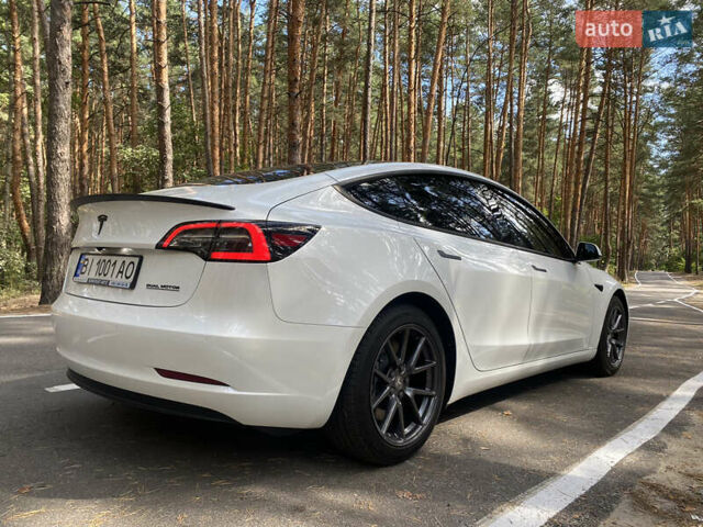Білий Тесла Модель 3, об'ємом двигуна 0 л та пробігом 22 тис. км за 28900 $, фото 2 на Automoto.ua