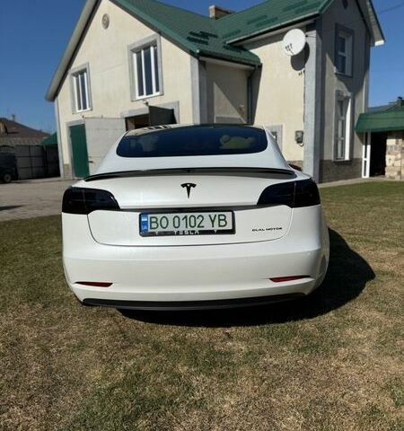 Білий Тесла Модель 3, об'ємом двигуна 0 л та пробігом 65 тис. км за 21000 $, фото 6 на Automoto.ua
