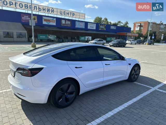 Білий Тесла Модель 3, об'ємом двигуна 0 л та пробігом 12 тис. км за 24900 $, фото 6 на Automoto.ua