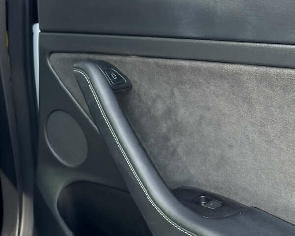 Білий Тесла Модель 3, об'ємом двигуна 0 л та пробігом 47 тис. км за 21500 $, фото 35 на Automoto.ua