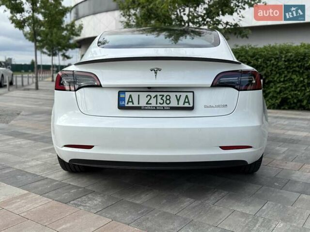 Белый Тесла Модель 3, объемом двигателя 0 л и пробегом 65 тыс. км за 29999 $, фото 10 на Automoto.ua