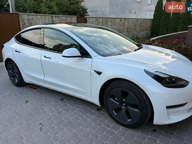 Белый Тесла Модель 3, объемом двигателя 0 л и пробегом 99 тыс. км за 23500 $, фото 4 на Automoto.ua