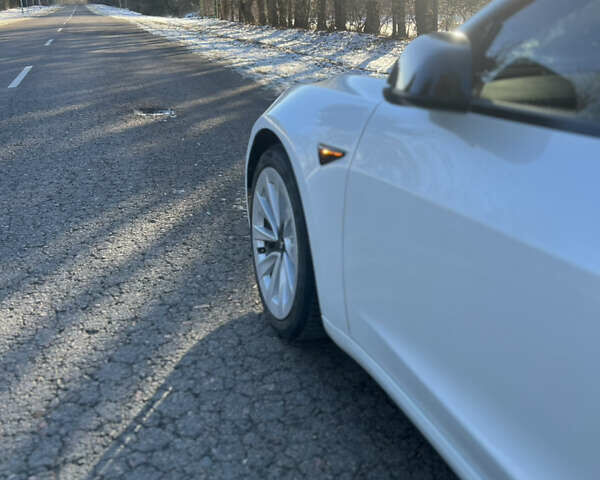 Білий Тесла Модель 3, об'ємом двигуна 0 л та пробігом 38 тис. км за 20999 $, фото 52 на Automoto.ua