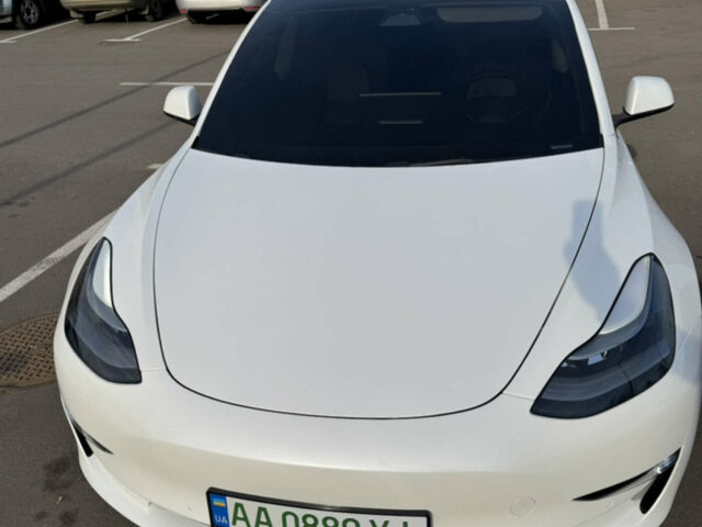 Белый Тесла Модель 3, объемом двигателя 0 л и пробегом 85 тыс. км за 24999 $, фото 6 на Automoto.ua
