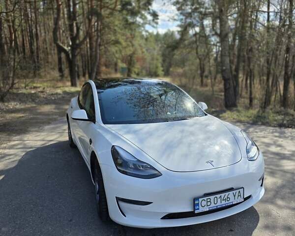 Білий Тесла Модель 3, об'ємом двигуна 0 л та пробігом 46 тис. км за 25500 $, фото 18 на Automoto.ua