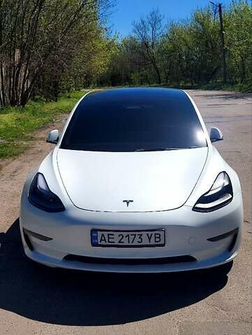 Белый Тесла Модель 3, объемом двигателя 0 л и пробегом 39 тыс. км за 25900 $, фото 12 на Automoto.ua