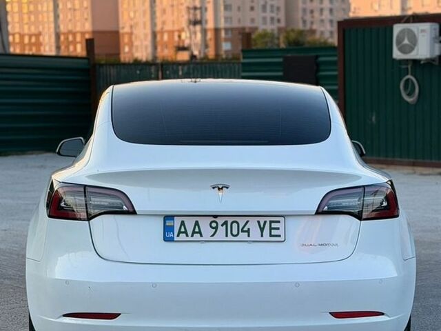 Білий Тесла Модель 3, об'ємом двигуна 0 л та пробігом 65 тис. км за 22000 $, фото 7 на Automoto.ua