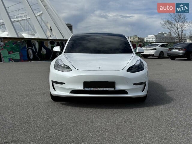 Белый Тесла Модель 3, объемом двигателя 0 л и пробегом 29 тыс. км за 24500 $, фото 8 на Automoto.ua