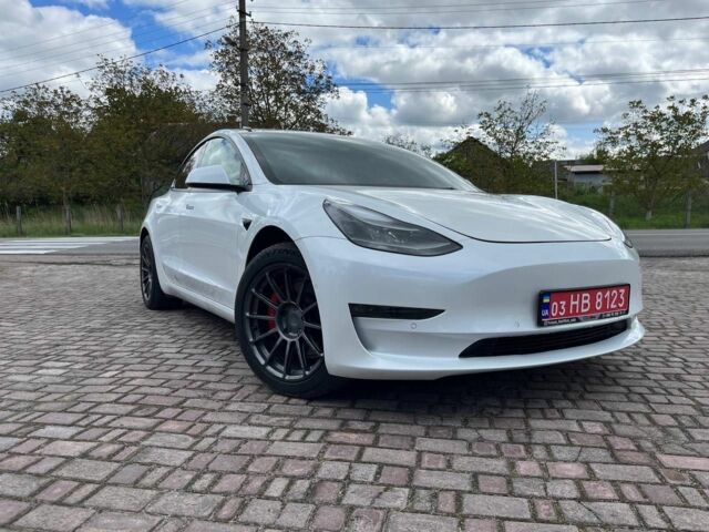 Білий Тесла Модель 3, об'ємом двигуна 0 л та пробігом 136 тис. км за 436 $, фото 2 на Automoto.ua
