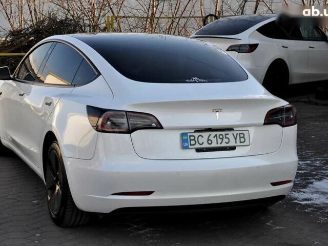 Белый Тесла Модель 3, объемом двигателя 0 л и пробегом 104 тыс. км за 21500 $, фото 29 на Automoto.ua