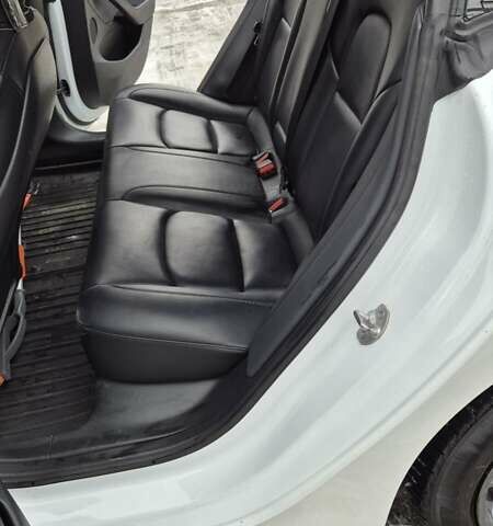 Белый Тесла Модель 3, объемом двигателя 0 л и пробегом 145 тыс. км за 16800 $, фото 11 на Automoto.ua