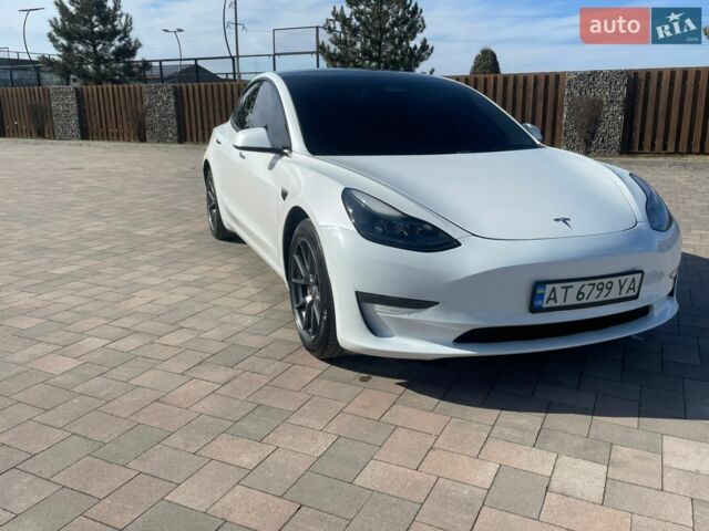 Белый Тесла Модель 3, объемом двигателя 0 л и пробегом 142 тыс. км за 18800 $, фото 5 на Automoto.ua