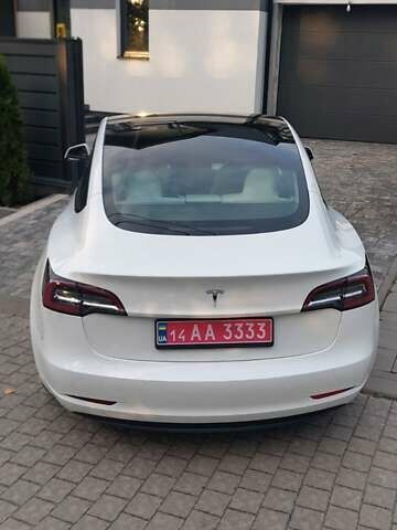 Білий Тесла Модель 3, об'ємом двигуна 0 л та пробігом 35 тис. км за 21800 $, фото 9 на Automoto.ua