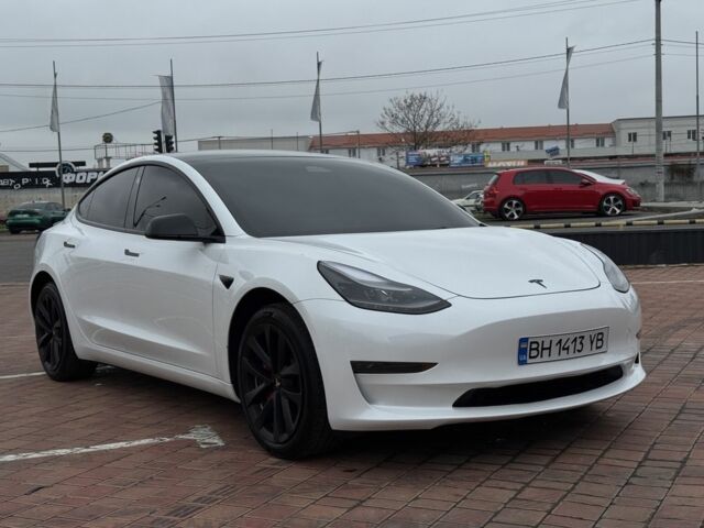 Белый Тесла Модель 3, объемом двигателя 0 л и пробегом 31 тыс. км за 19300 $, фото 7 на Automoto.ua