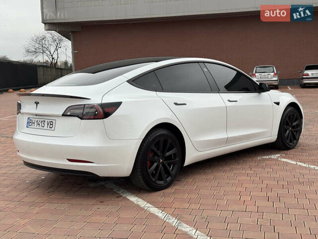 Белый Тесла Модель 3, объемом двигателя 0 л и пробегом 31 тыс. км за 20900 $, фото 10 на Automoto.ua