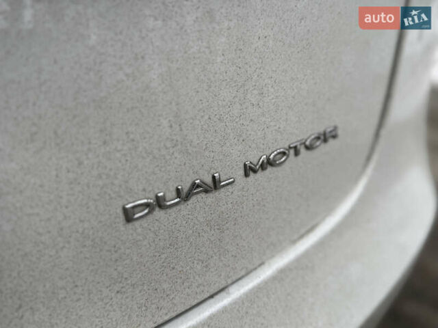 Білий Тесла Модель 3, об'ємом двигуна 0 л та пробігом 89 тис. км за 22000 $, фото 9 на Automoto.ua