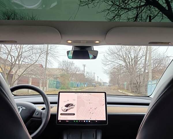 Белый Тесла Модель 3, объемом двигателя 0 л и пробегом 79 тыс. км за 18999 $, фото 20 на Automoto.ua