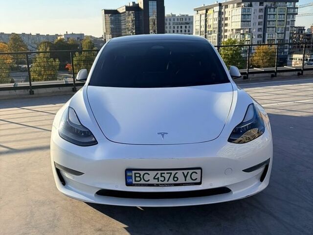 Білий Тесла Модель 3, об'ємом двигуна 0 л та пробігом 99 тис. км за 20000 $, фото 3 на Automoto.ua