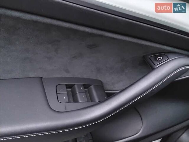 Тесла Модель 3 2022 у Вінниці на Automoto.ua Білий Тесла Модель 3, об'ємом двигуна 0 л та пробігом 26 тис. км за 23900 $, фото 19 на Automoto.ua