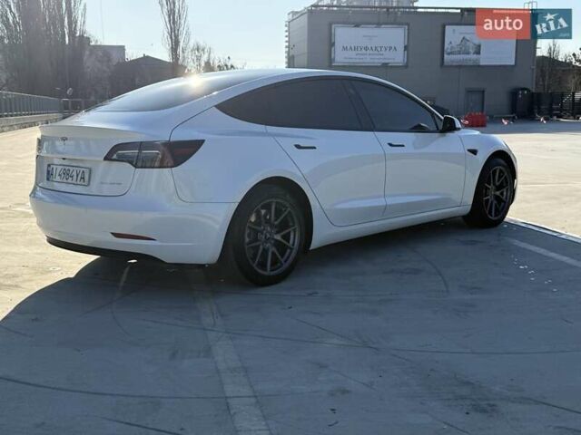 Белый Тесла Модель 3, объемом двигателя 0 л и пробегом 38 тыс. км за 24300 $, фото 5 на Automoto.ua