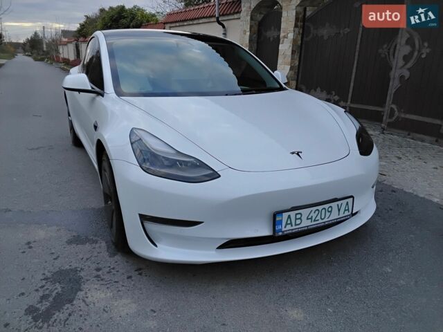 Белый Тесла Модель 3, объемом двигателя 0 л и пробегом 38 тыс. км за 21200 $, фото 1 на Automoto.ua